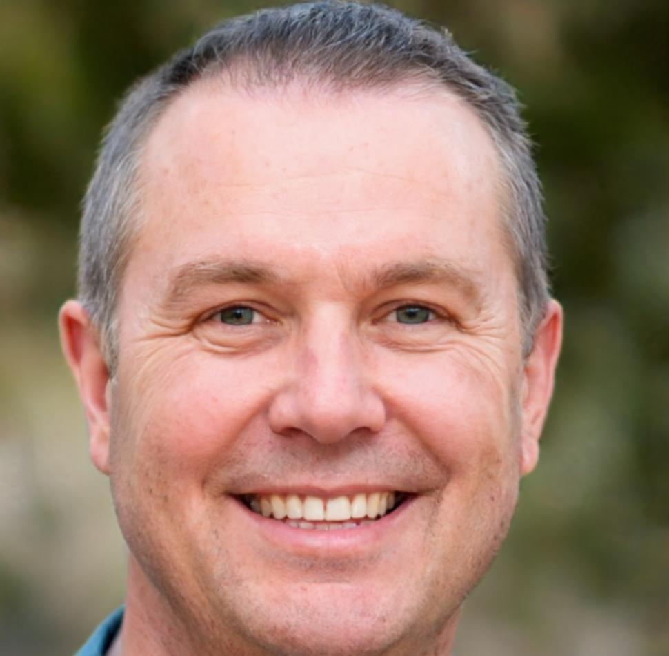 Portrait of blockchain architecture instructor with expertise in distributed systems